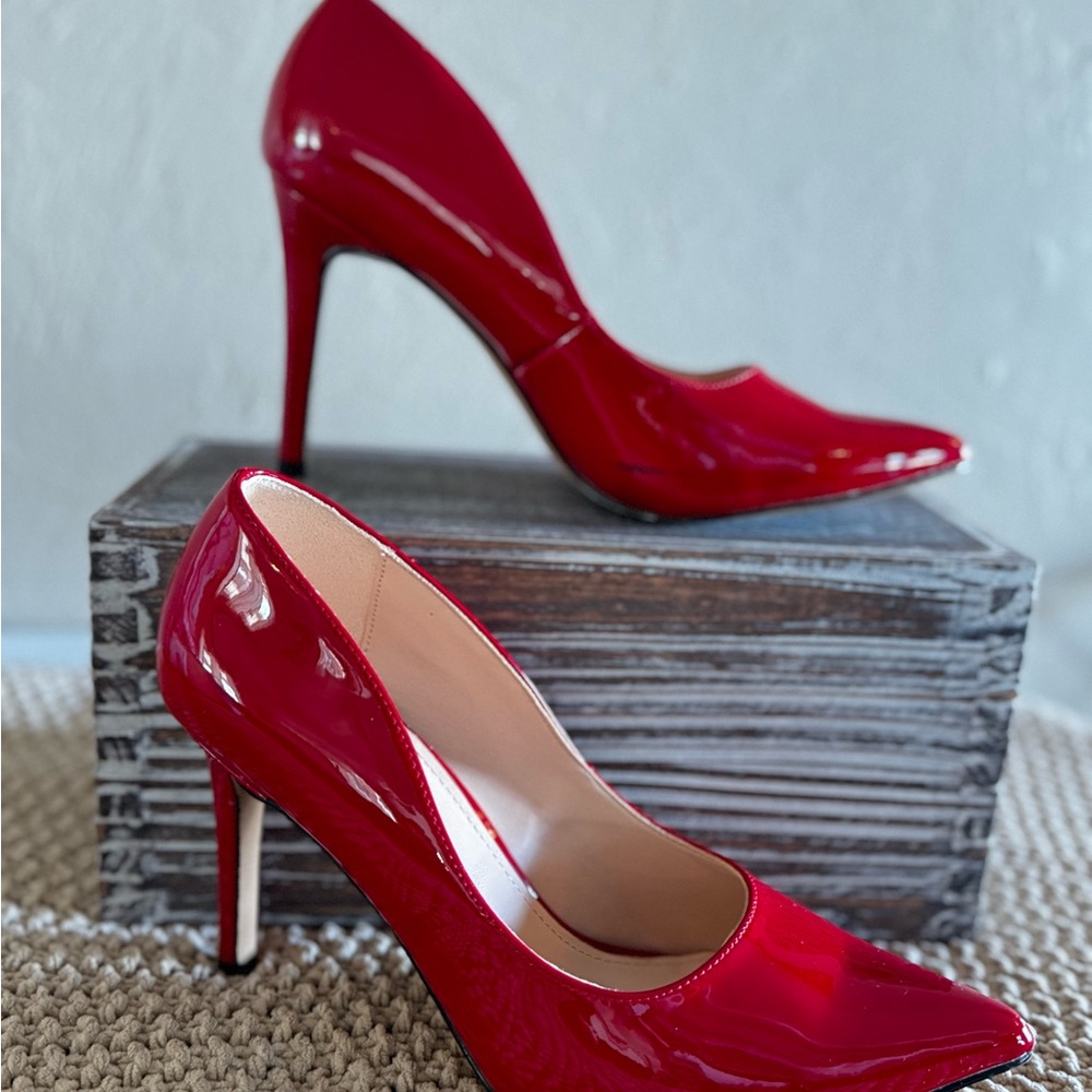 Michaels Red Patent Leather High Heel Pumps